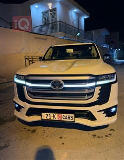 تويوتا لاندكروزر